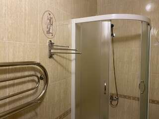 Гостиница Ной Изобильный Номер стандарт с 1 двуспальной кроватью-3